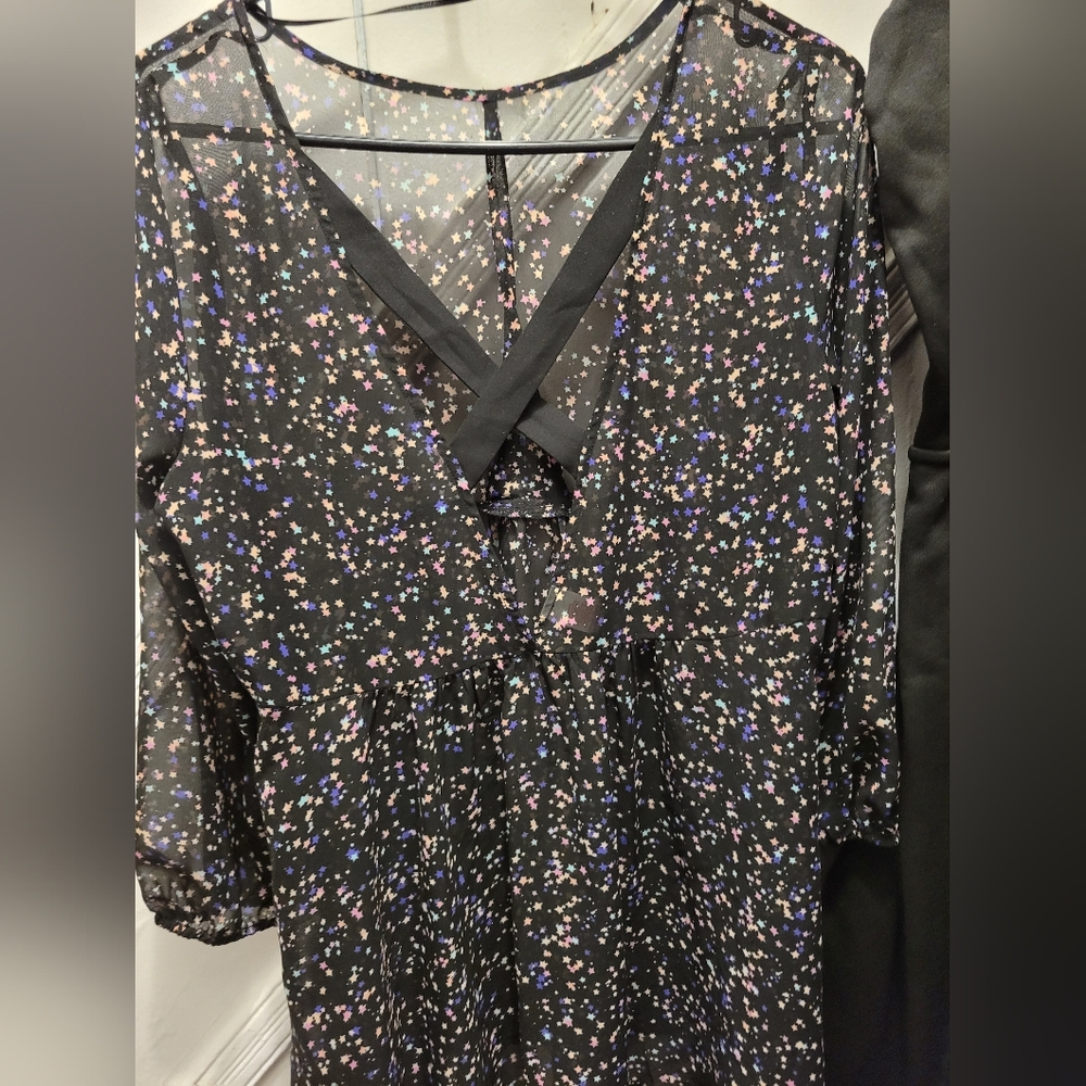 BONGO Caged Blk W/ Meteorite PRINT CUT OUT  SHEER TUNIC